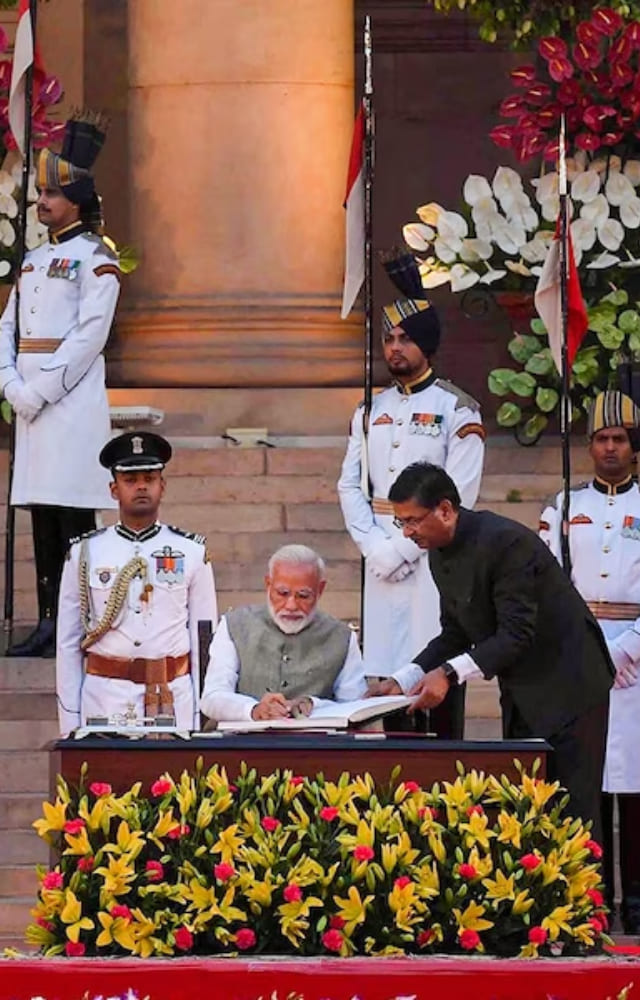The grand ceremony usually takes place at Rashtrapati Bhavan. Invitees from all over the world attend the functions when the Lok Sabha assumes office.