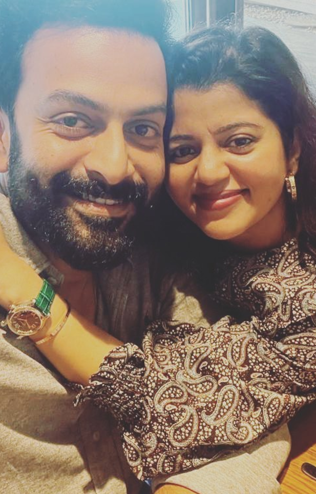 Prithviraj and Supriya exuded radiance in their pastel attire, joyfully posing for photographs and videos at the venue, adding charm to the occasion.
