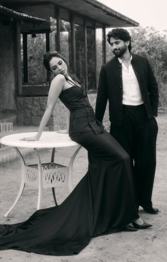 Their relationship unfolded organically, leading to a heartfelt proposal without grand gestures.