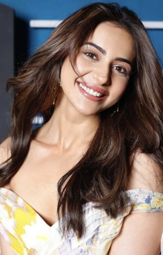 Rakul emphasizes the importance of open and honest communication in maintaining a healthy relationship.