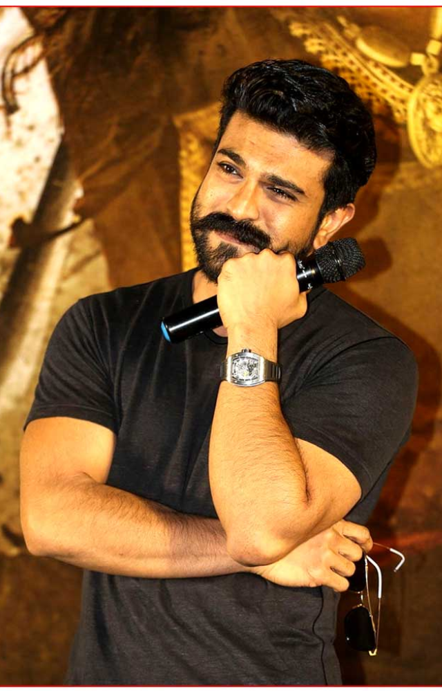 Their on-screen chemistry in 'Rangasthalam' was highly appreciated.