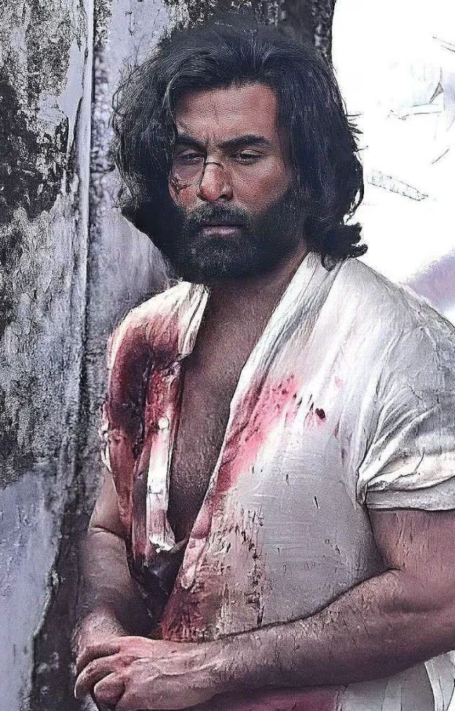 Ranbir Kapoor`s fitness trainer Shivoham Bhatt shared photos of the Animal actor`s shocking physical transformation for the film.