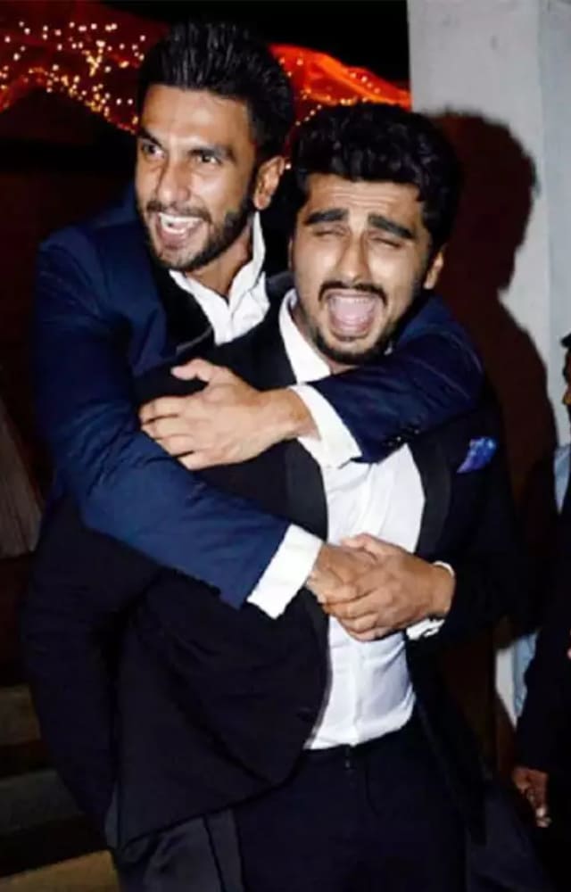 The two studs who featured in Gunday together share an unbreakable bond. Their wit, charm, and satire make them more like brothers than BFFs.