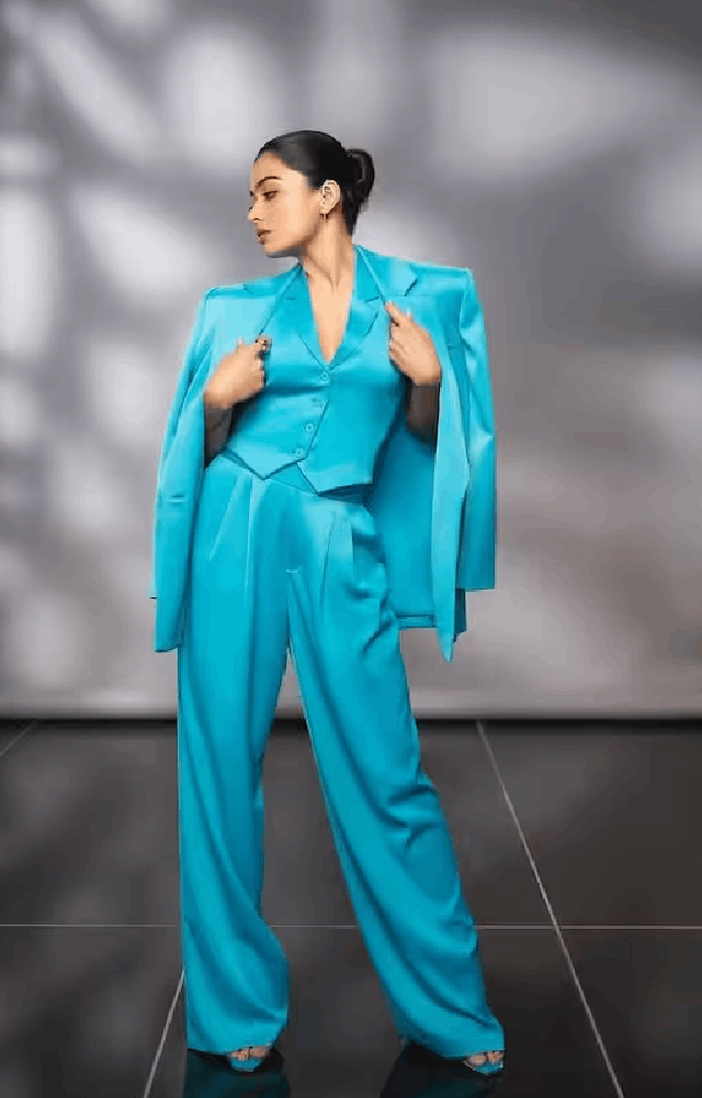 Rashmika`s Blue Pantsuit Elegance
