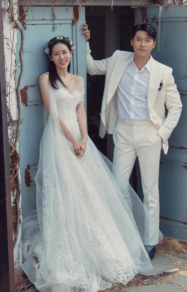 Famously married to actress Son Ye Jin, his co-star from the widely popular series 'Crash Landing on You.' 