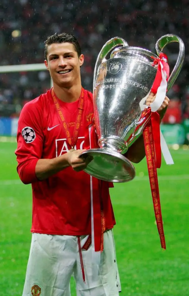 He dedicates the achievement to his family, referring to them as his “golden kids” and celebrating their support and role in his success.