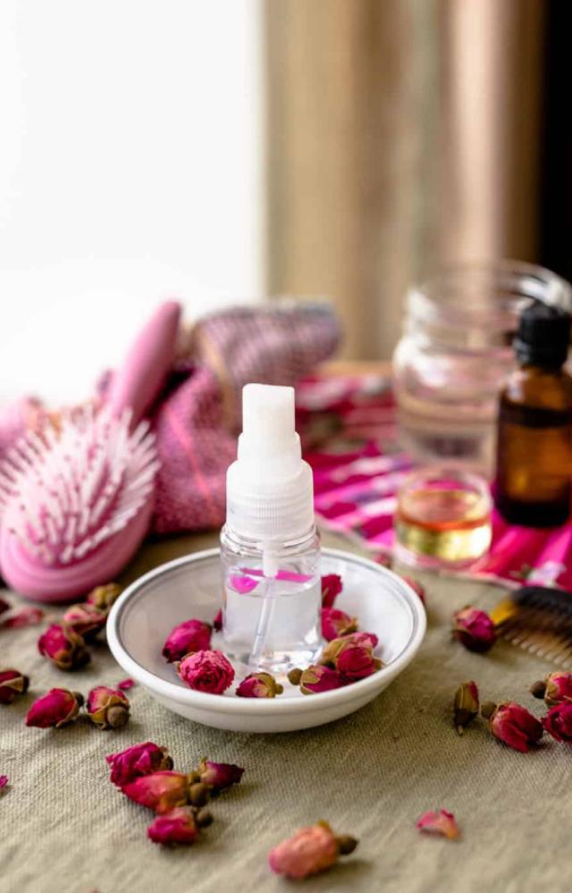 How To Use Rose Water For Healthy Hair?