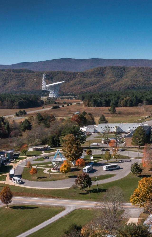 Inside the Quiet Zone, this town has no cell towers, WiFi, or Bluetooth. Residents live without digital signals by law.
