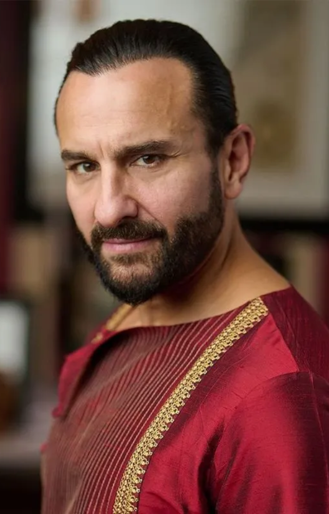 Saif Ali Khan Attacked: 6 Stab Wounds