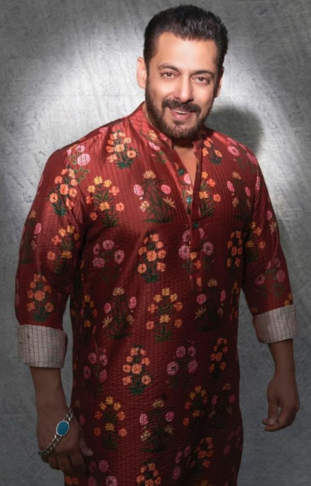 Ganesh Chaturthi 2024: Salman Khan Style