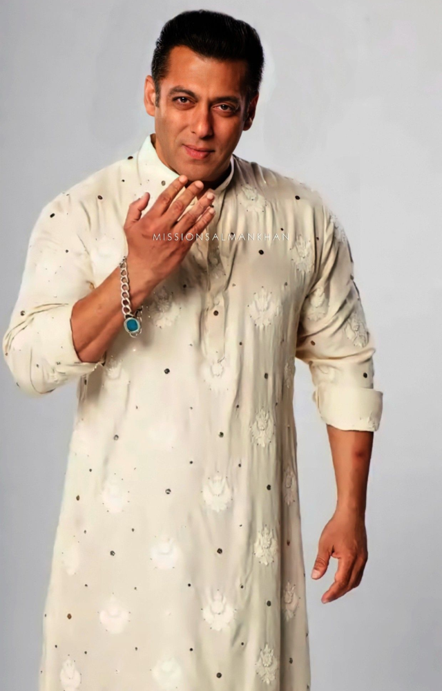 White never goes out of fashion. Cotton or silk kurtas give off a subtle festive vibe and are very comfortable to wear.