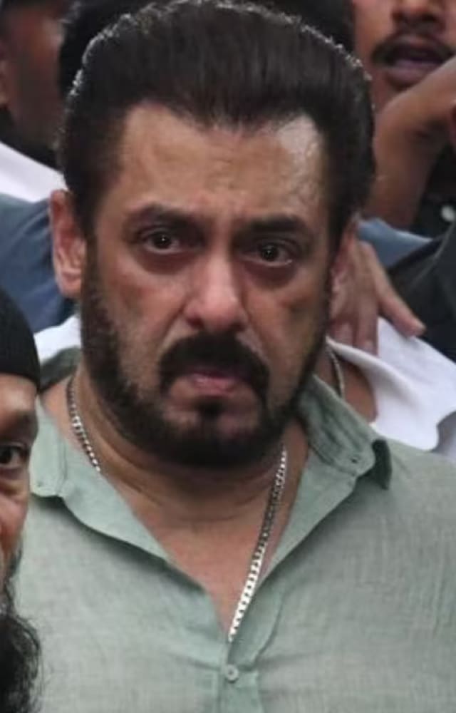 Amid the entire situation, Somy has issued some bold statements against the actor. One of them confirmed his alleged connection with the underworld.