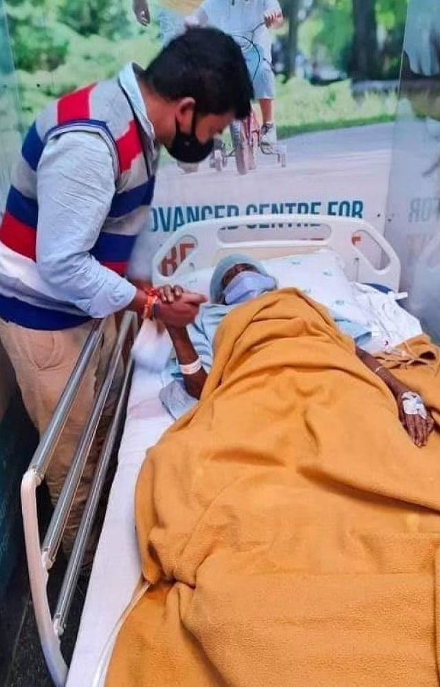 Her adopted son Umesh, has requested not to spread false news about this, he has shared a video about Thimmakka`s recovery in the hospital.