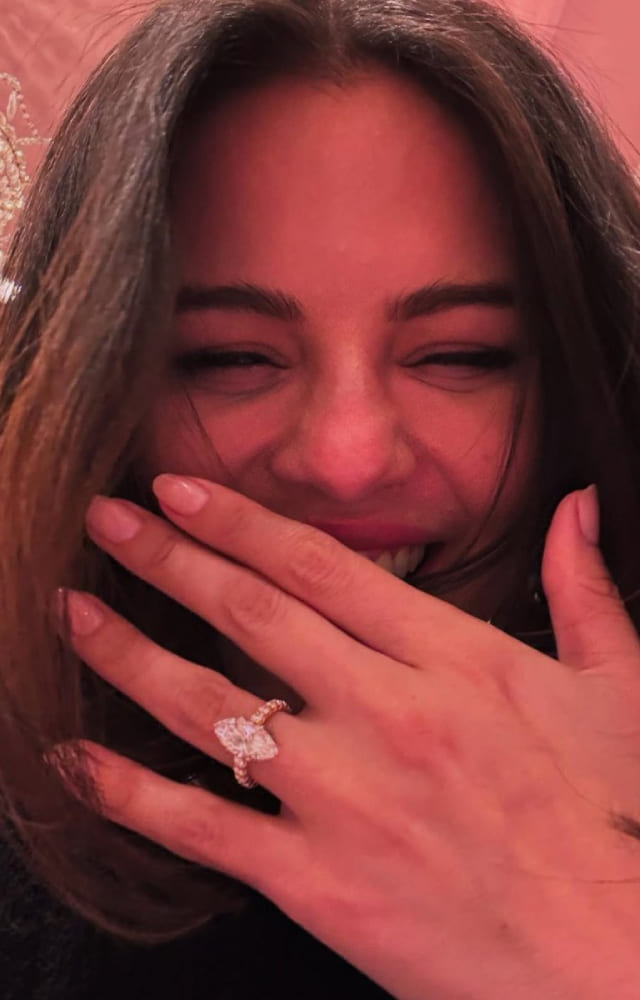 Selena Gomez and Benny Blanco`s engagement news is taking the internet by storm. The singer-actress flaunted her bright, shiny ring on social media.