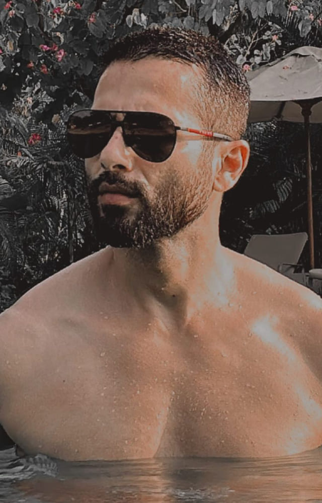 The Kabir Singh star`s Instagram is filled with irresistible pictures that ooze suave and sexy at the same time.