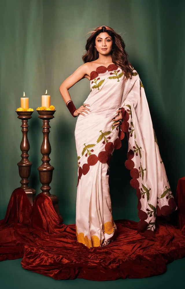 Shilpa wore a white chanderi silk saree with beautiful details and design.