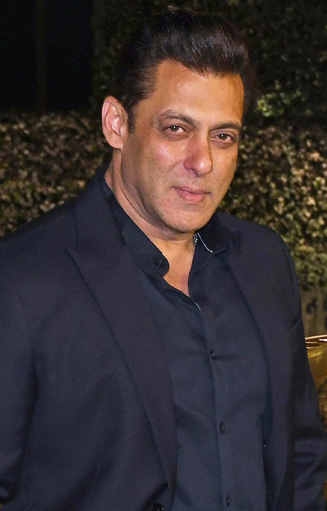 Salmaan Khan bringing the mass audience together, where he is being the main character in the movie. Fans are expecting a come back in this movie