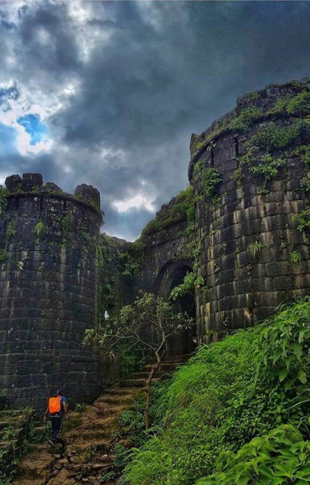 Previously known as Kondhana, it is located 49 km from the southwest of Pune city. It is known for many battles, notably the Battle of Sinhagad in 1670.