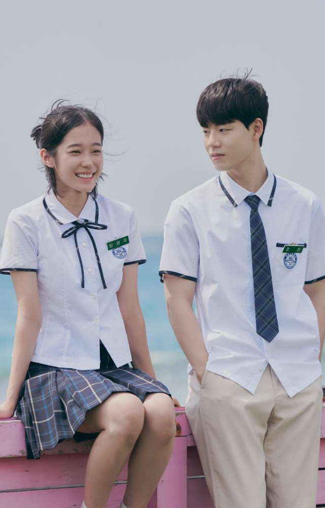 Set on Jeju Island, this drama follows the intertwined lives of residents, highlighting love, family, and the resilience found in community bonds.