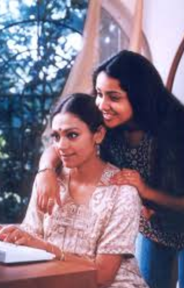 A sensitive portrayal of a woman rediscovering herself, which also won her a National Award.