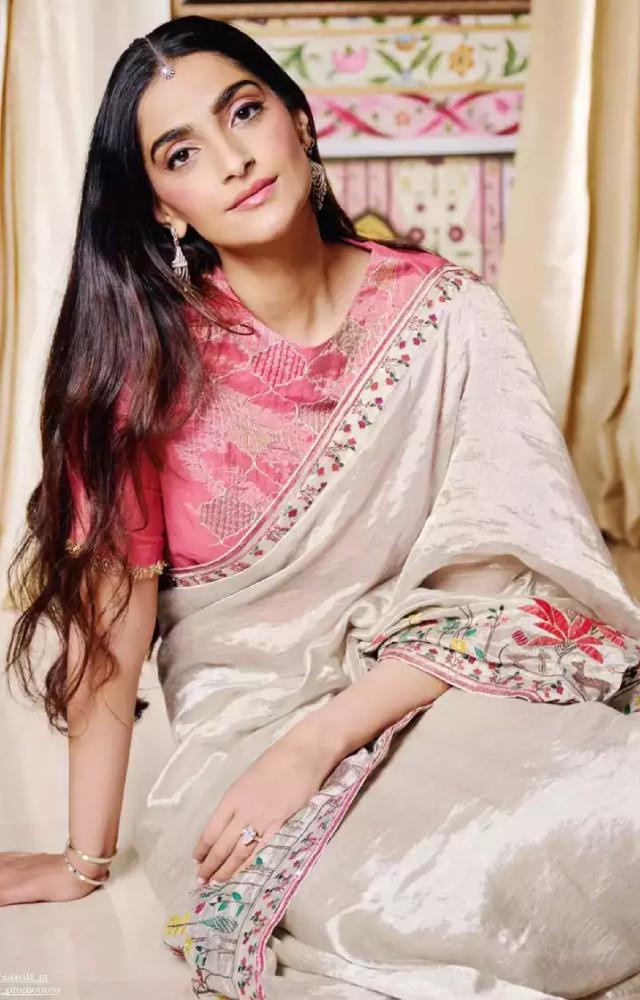 5 Stunning Sonam Kapoor Sarees To Steal