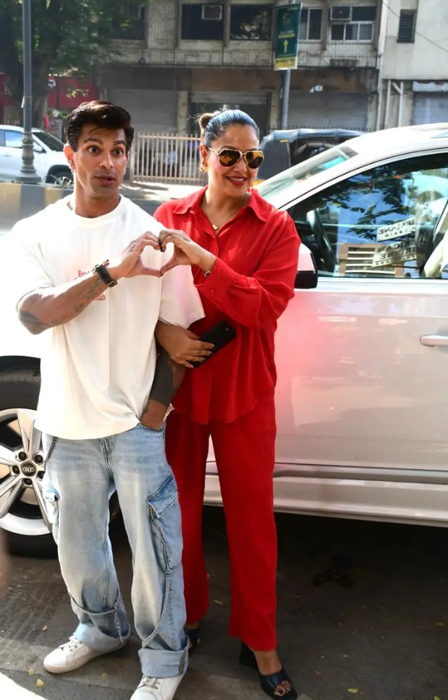 On Valentine`s Day, Karan Singh Grover and Bipasha Basu were spotted in the city. The couple displayed their love to the paparazzi.