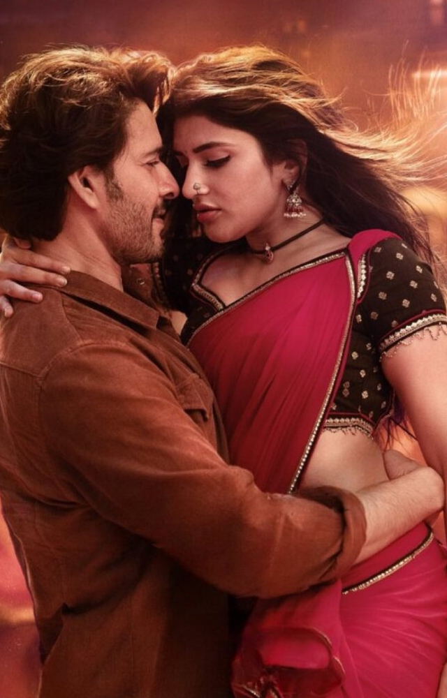 Sreeleela`s swag-filled dance in the song Kurchi Madathapetti from Guntur Kaaram is viral and gaining lot of popularity for Sreeleela`s electrifying dance moves