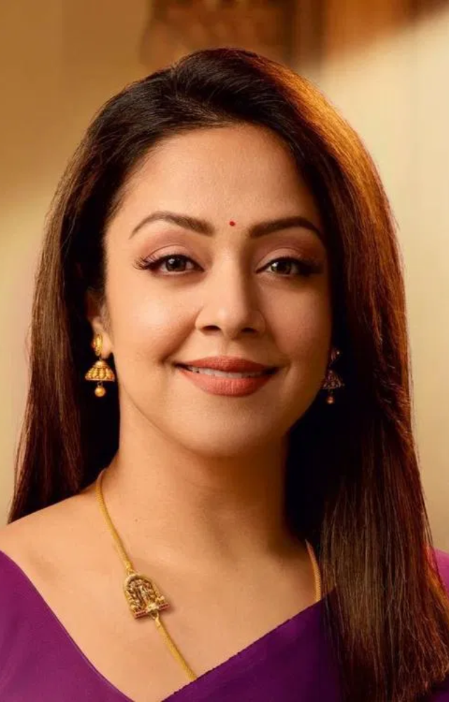Jyothika was relatively early in her Tamil film career when she first starred with Suriya in 'Poovellam Kettuppar' (1999)