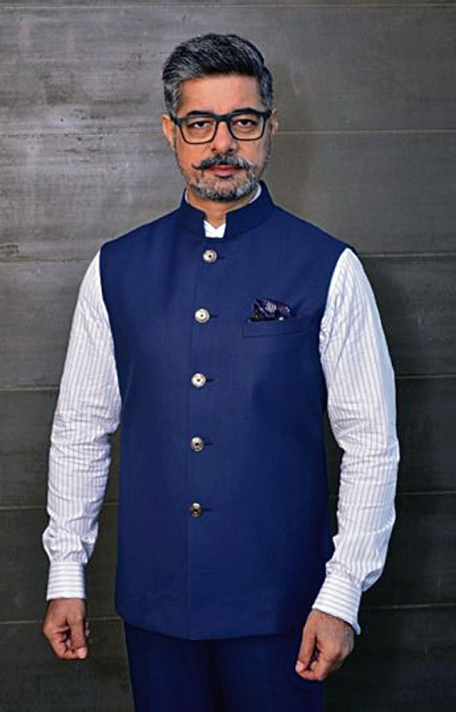 The Savdhaan India actor is a Jatt by birth. He hails from the Bijnor district in Uttar Pradesh. He became a household name with his performance in TV serials.