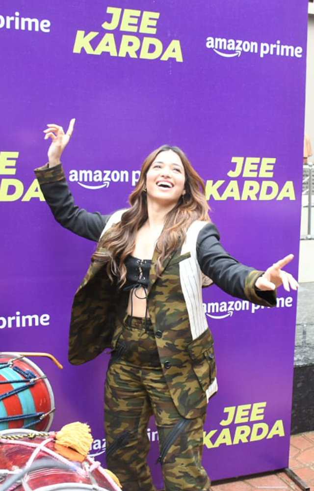 Tamanna Bhatia`s Stylish Promotional Looks for `Jee Karda` Light Up Bandra