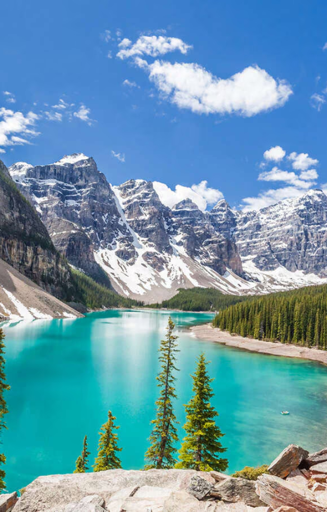 Every Taurian values the stability and calmness that come along with the daily routine. Canada offers you tranquillity and a healthy dose of earthiness.