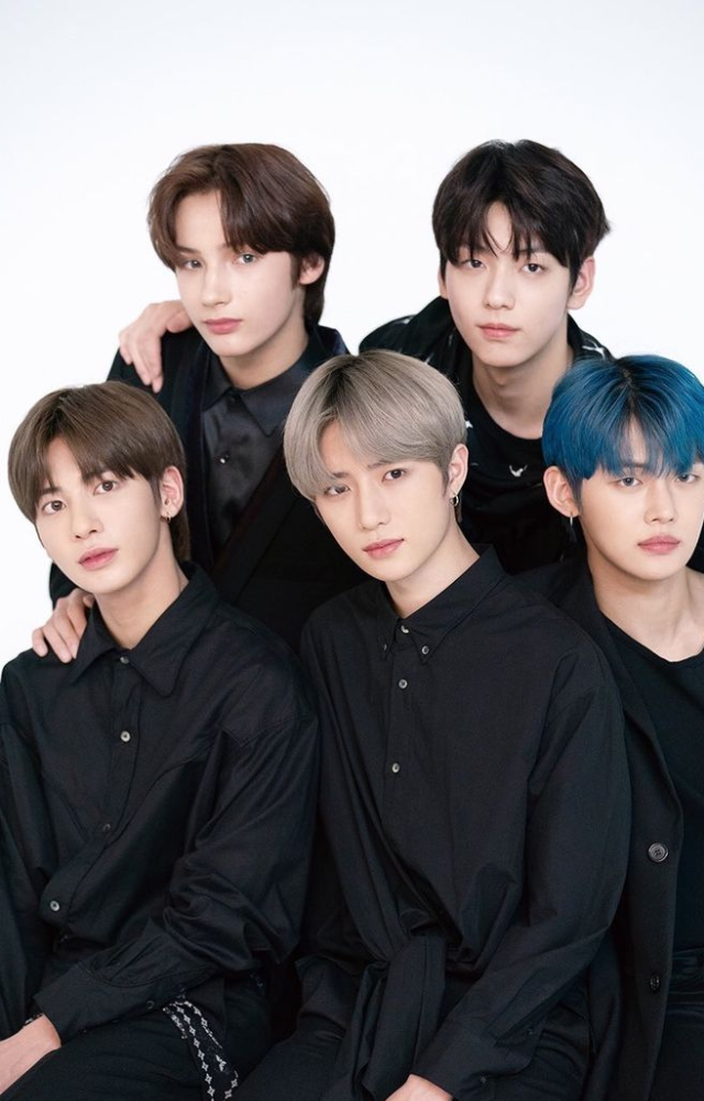 This comeback comes approximately six months after the release of their seventh Korean-language extended play 