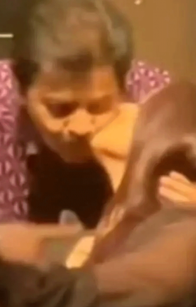It all started after the Indian playback singer kissed a female fan who was trying to get a picture with him. This has sparked major controversy.
