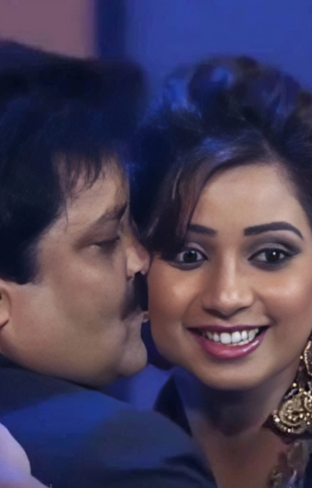 In the past, Udit Narayan also tried to kiss some of his prominent co-singers, like Shreya Ghoshal and Alka Yagnik, on national television.