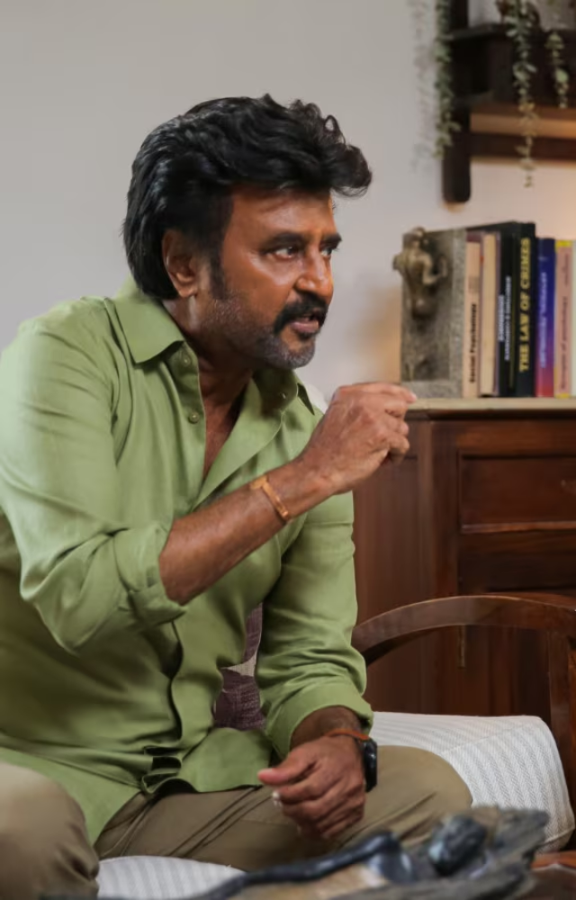 Saranya`s (Dushara Vijayan) murder after reporting ganja smuggling triggers Athiyan’s quest for justice, setting the stage for the film`s central conflict.