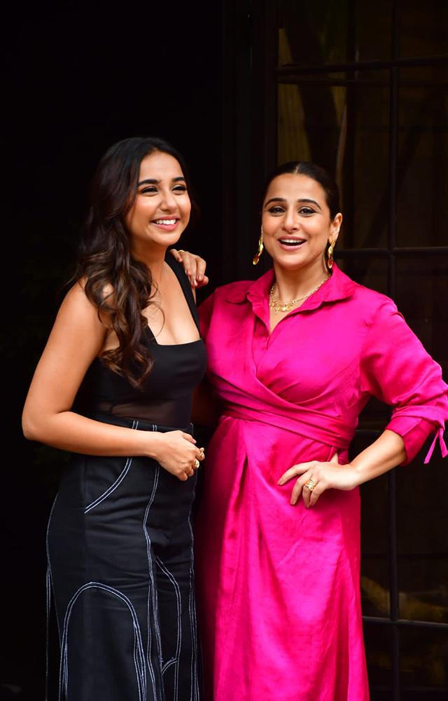 Vidya & Prajakta for Neeyat Promotions