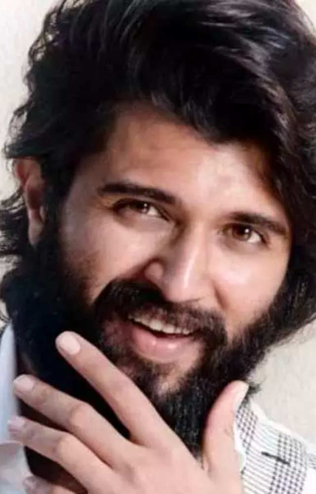 Vijay Deverakonda`s V-Day suave looks