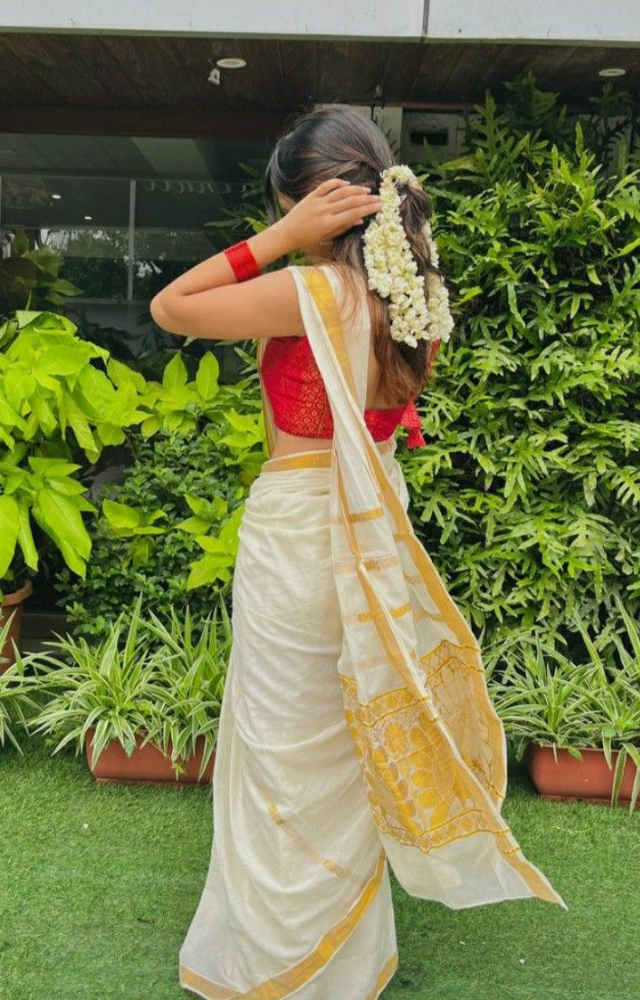 Dress up for the Vishu Kani