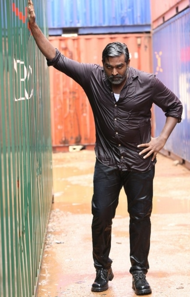 Some viewers have criticized certain plot holes or inconsistencies in the storyline, particularly regarding the character motivations and their actions.

