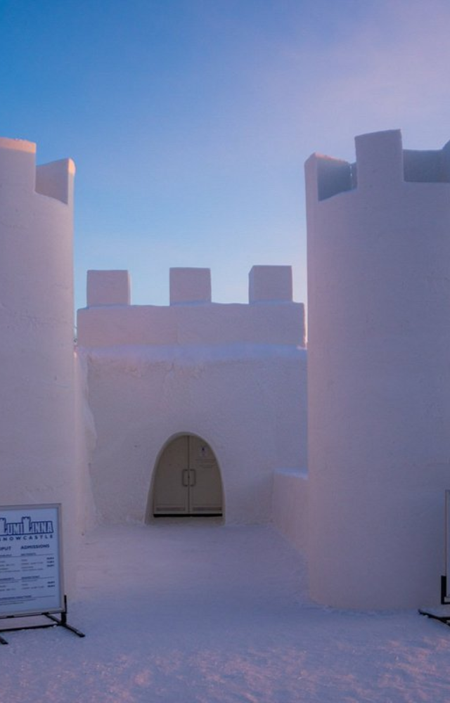 A full fortress made of snow and ice that includes a hotel, restaurant, and chapel—each winter brings a new design theme.

