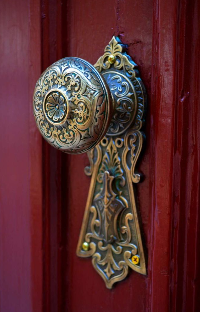 Change outdated knobs and handles on cabinets or dressers. Sleek, modern hardware upgrades any piece in seconds.
