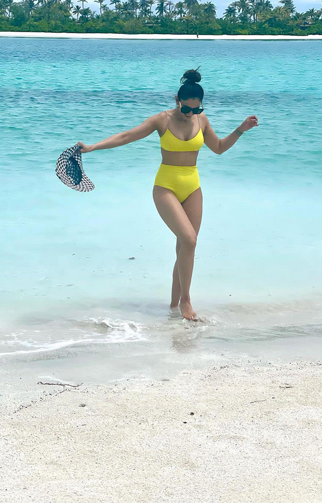 Smouldering Hot,  The Hot Summer Adventures of Rakul Preet 