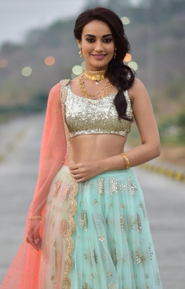 Surbhi Jyoti`s ethnic fashion showcases regal elegance, combining tradition with a modern twist that`s truly captivating.
