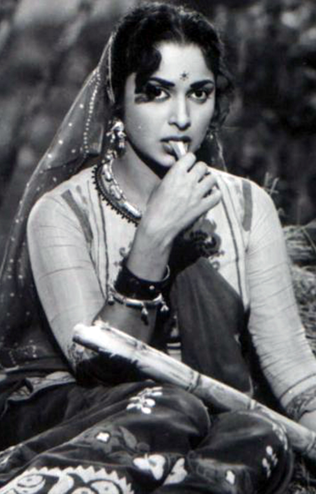 Following her father`s death, the same friend of her father urged her mother to cast her as a dancer