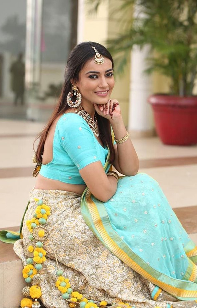 Surbhi Jyoti`s fashion choices in ethnic wear define elegance, offering a blend of tradition and contemporary allure.
