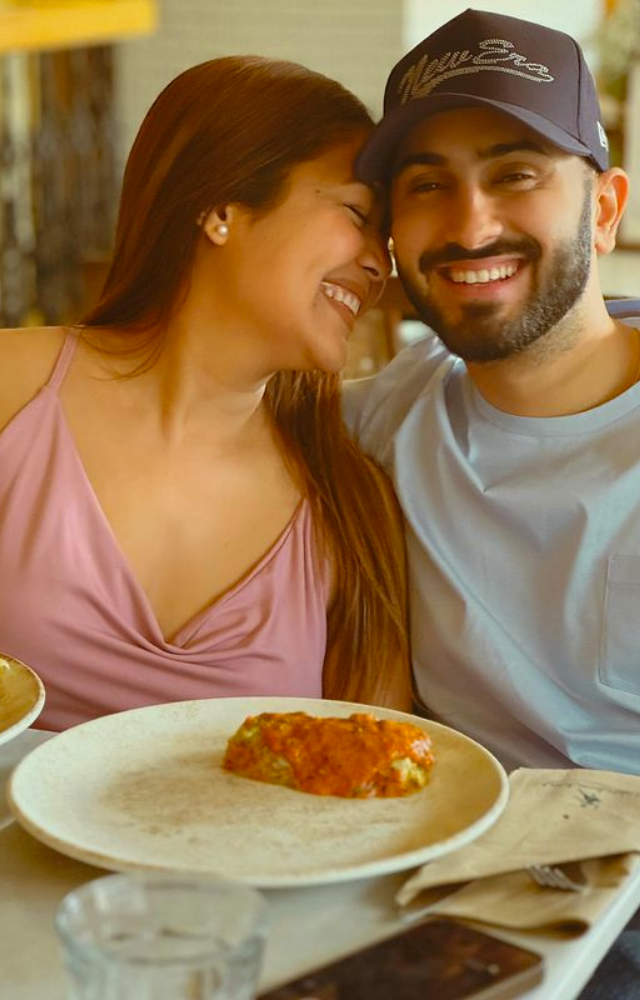 Neha Kakkar enjoys a cozy breakfast with husband Rohanpreet Singh at a trendy restaurant.