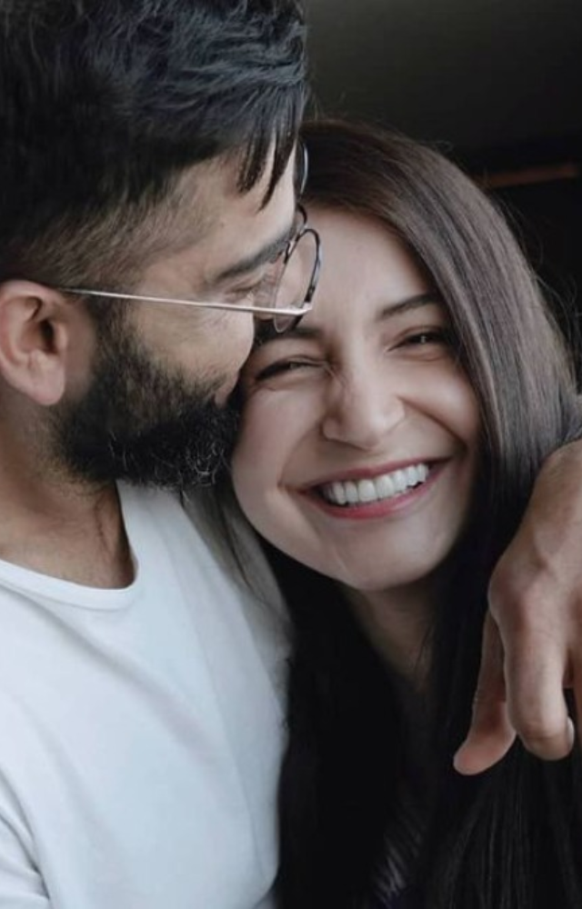 In photos that show their sincere love and bond, Anushka and her lover exchange tender glances and meaningful giggles.