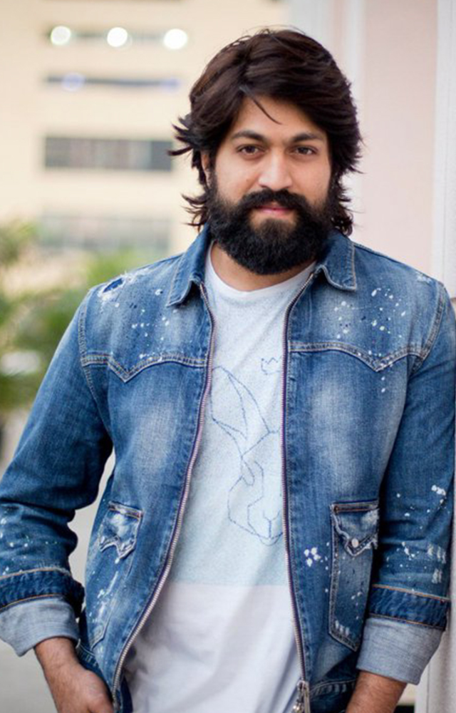 The renowned Kannada film star Yash received an invitation to the lavish Ayodhya Ram Mandir opening.