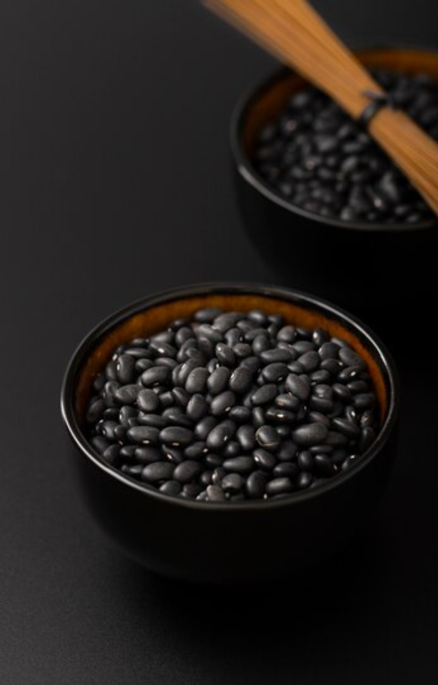 Black Beans: Protein and fiber-rich, black beans work well in vegetarian burgers or tacos.