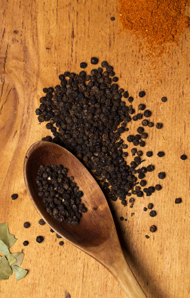 Black pepper reduces blood sugar and insulin intolerance. Take 1 tsp turmeric and black pepper in warm water on empty stomach or before bed.